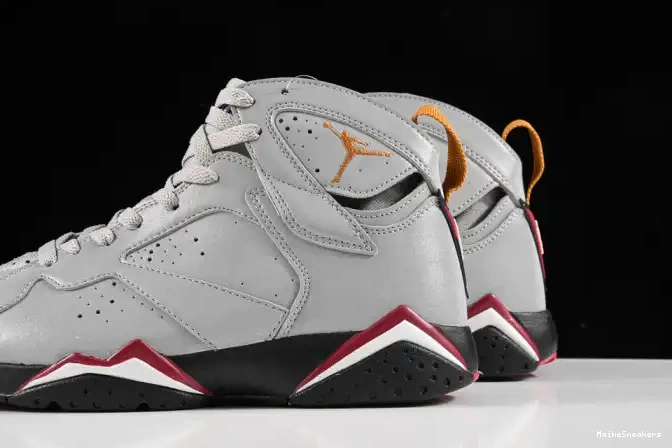 MaikeSneakers 7 Jordan BV6281-006 Cardinal Air Reflective 0613